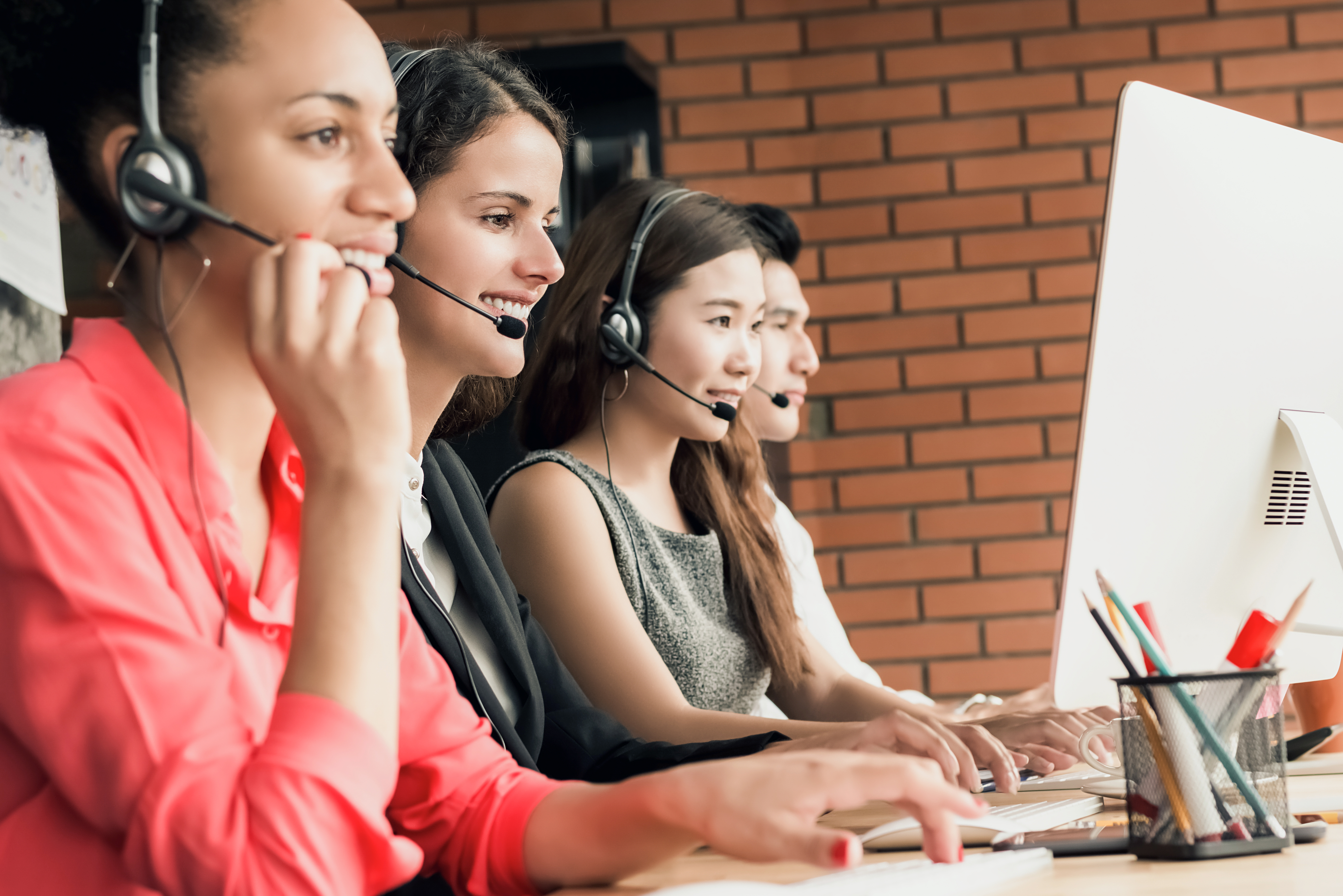 Exploring the Benefits of Outsourcing Telemarketing Services